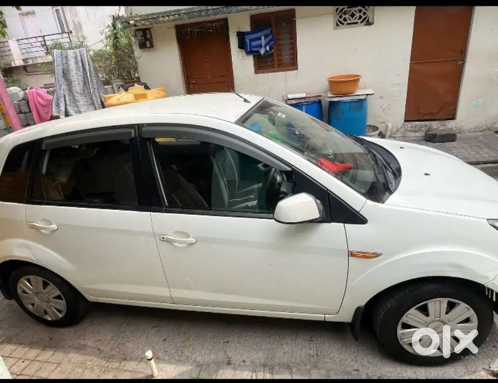 Ford Figo Zxi 2010 Petrol