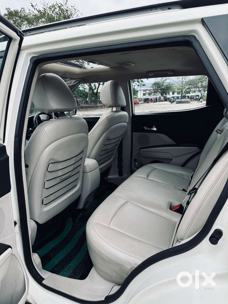 Mahindra Xuv 300 W8(o)