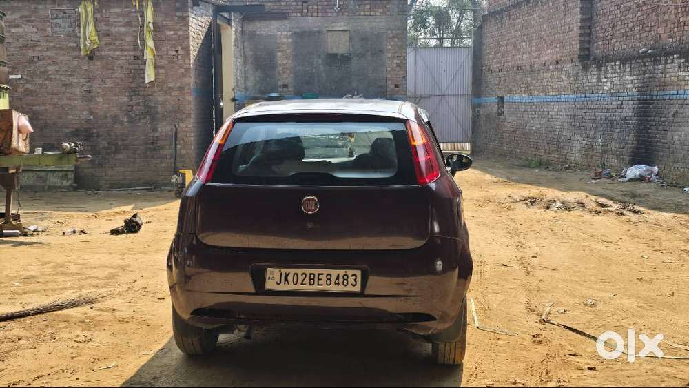 Fiat Grand Punto 2014 Diesel 85000 Km Driven