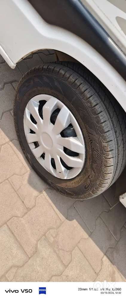 Omni
Good Condition 
Model 2013