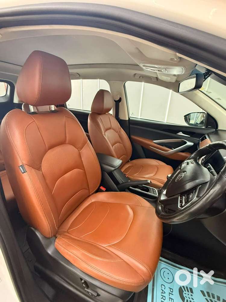 Mg Hector Plus 2023