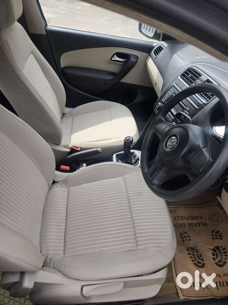 Volkswagen Polo Petrol Highline 1.2l, 2011, Petrol