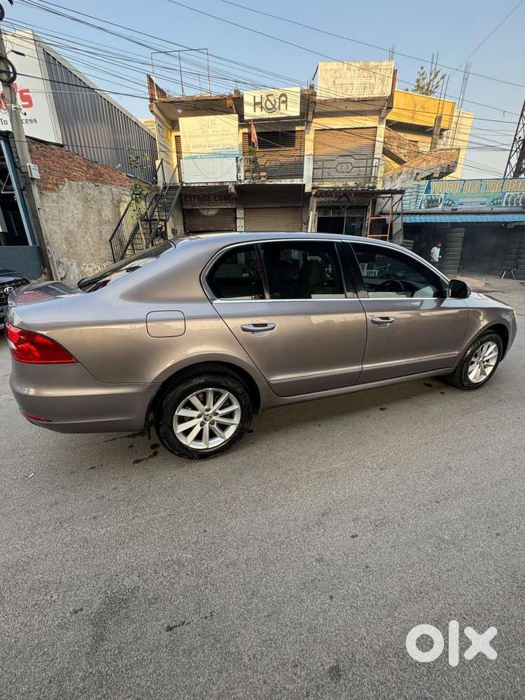Skoda Superb V6 Petrol 2014