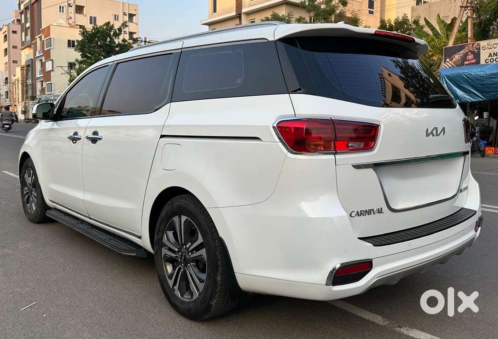 Kia Carnival Limousine Plus 7 Str, 2022, Diesel