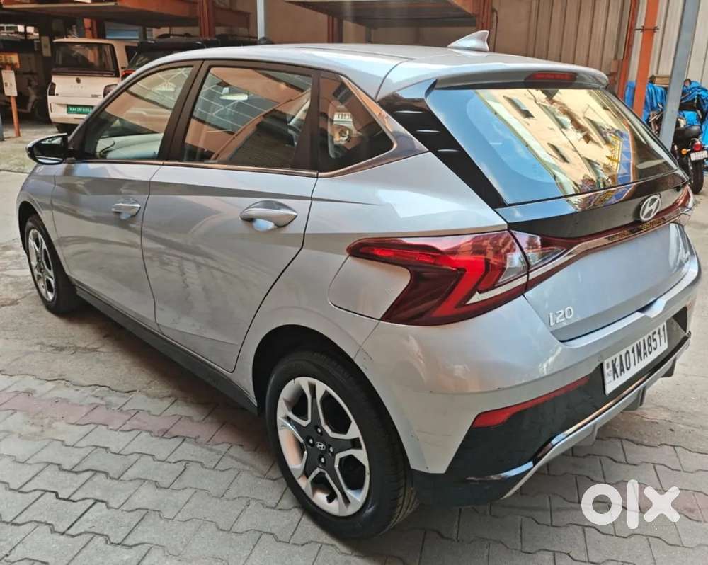 Hyundai I20 Sportz 1.2 Ivt, 2023, Petrol