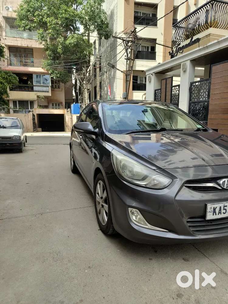 Hyundai Fluidic Verna Crdi 1.6 2013 Manual Diesel
