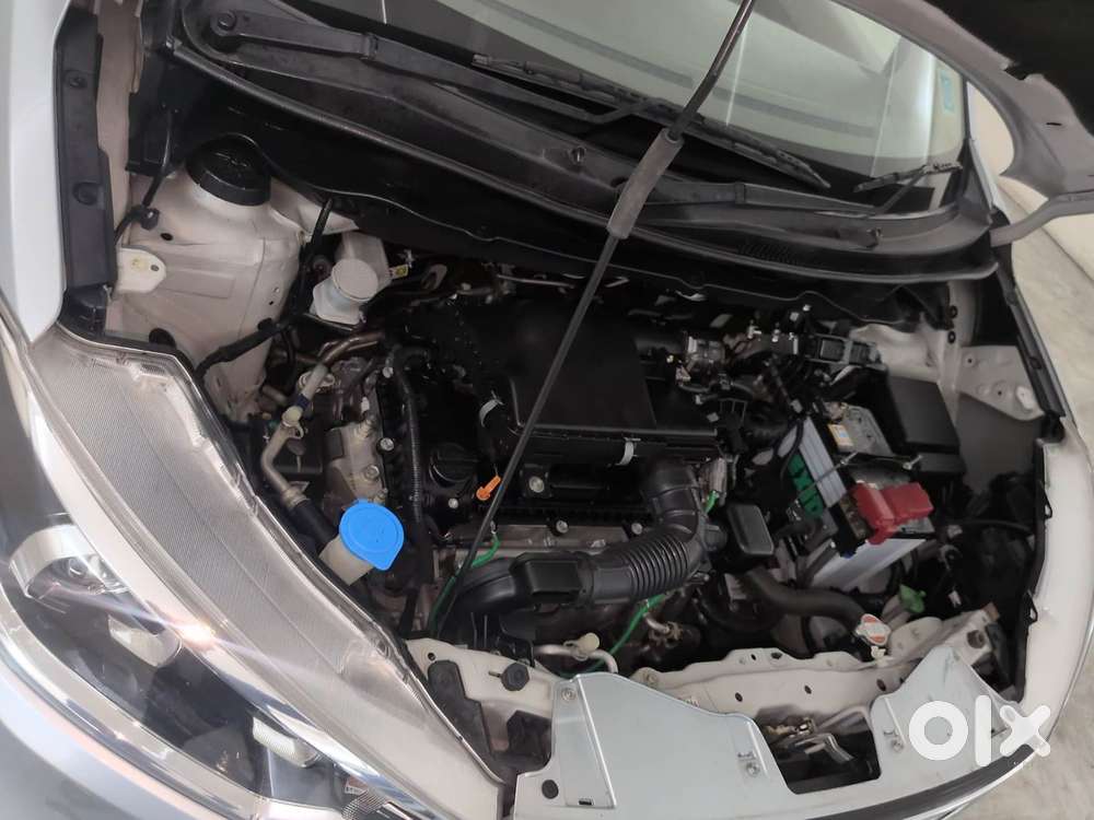 Maruti Suzuki Ertiga Vxi At, 2023, Petrol