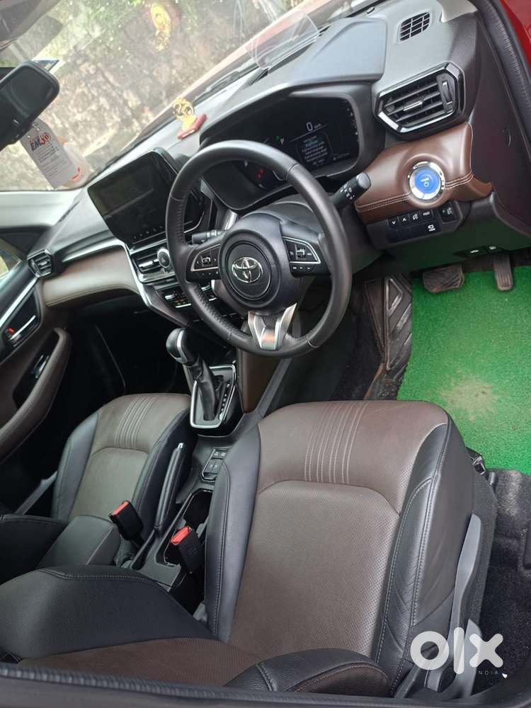 Toyota Urban Cruiser 2022, 28900 Km, Sparingly Used