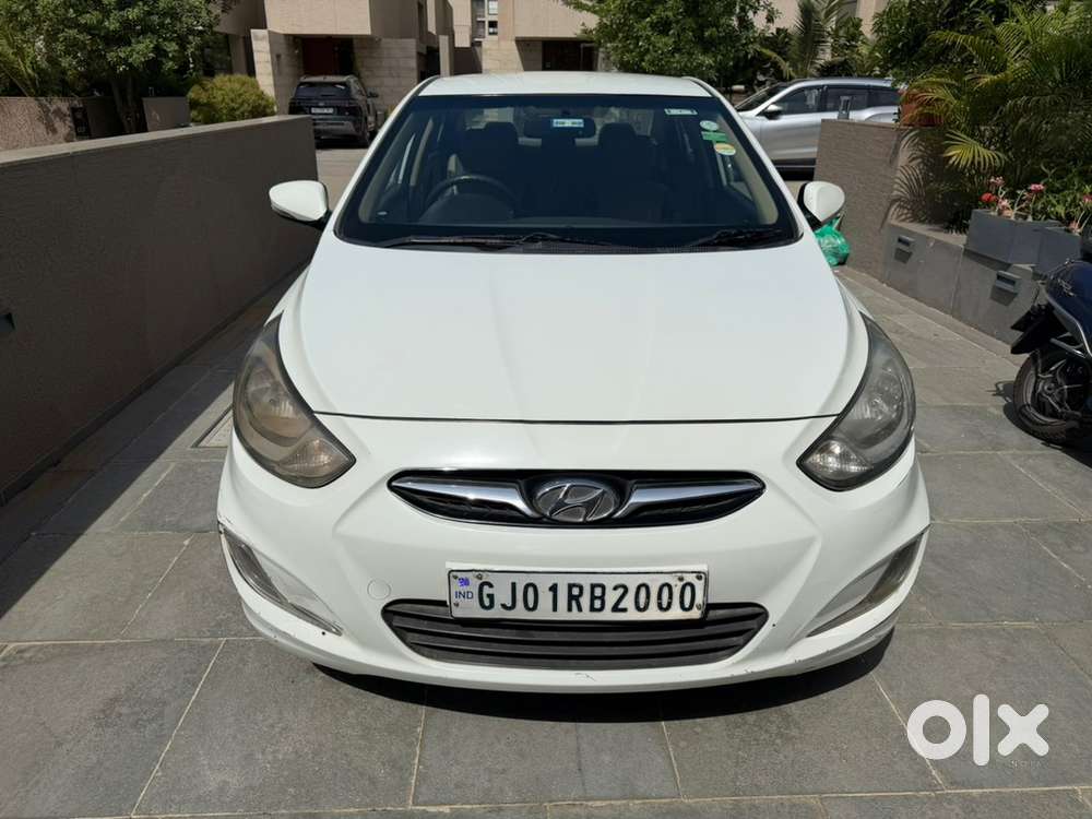 Hyundai Fluidic Verna 2013