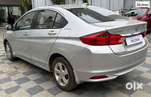 Honda City 2008-2011 1.5 V Mt Exclusive, 2015, Petrol