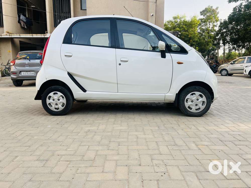 Tata Nano Xta, 2016, Petrol
