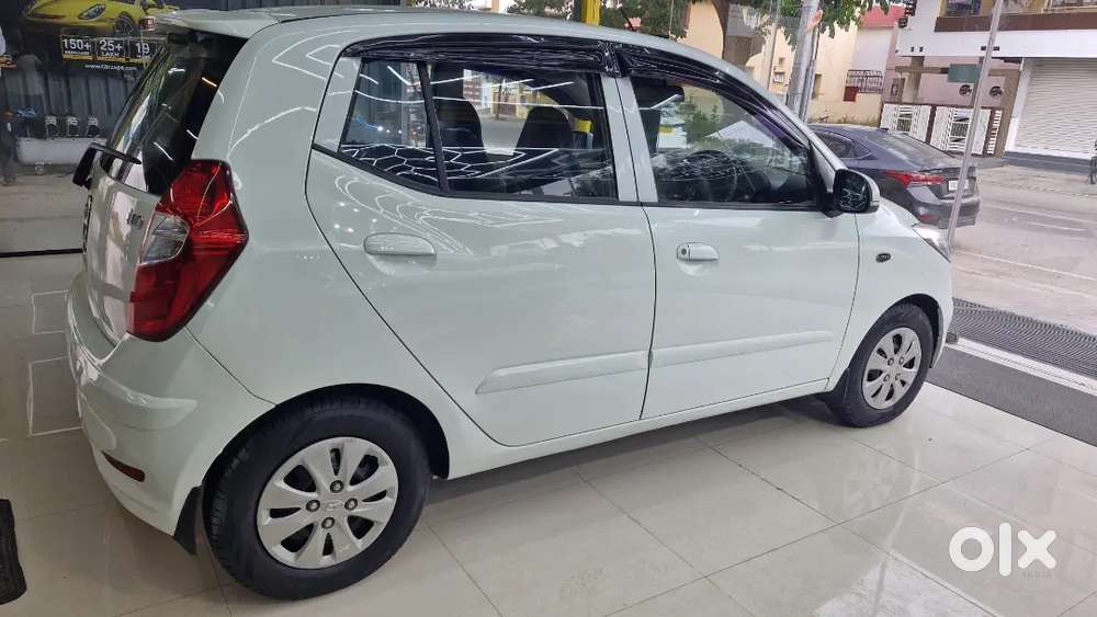Hyundai I10 Sportz Petrol 2011