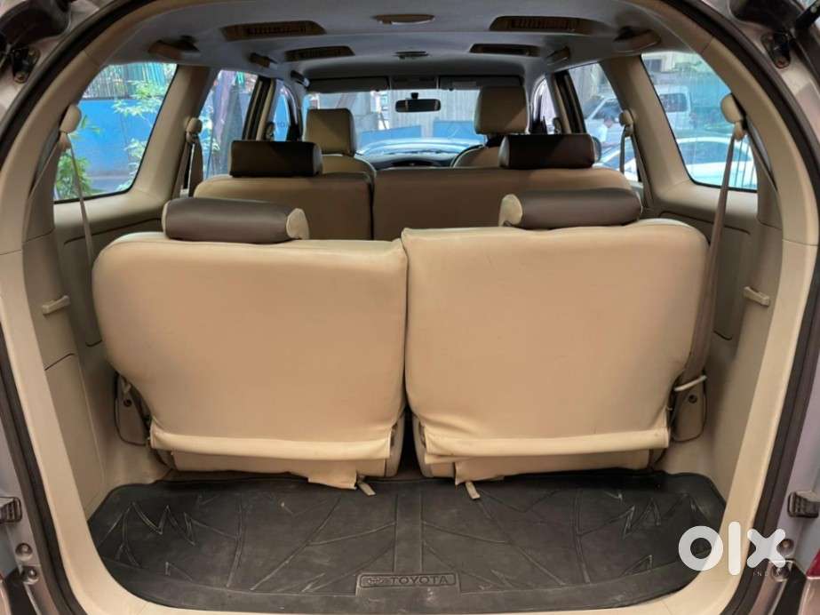 Toyota Innova 2.5 G (diesel) 8 Seater, 2013, Diesel