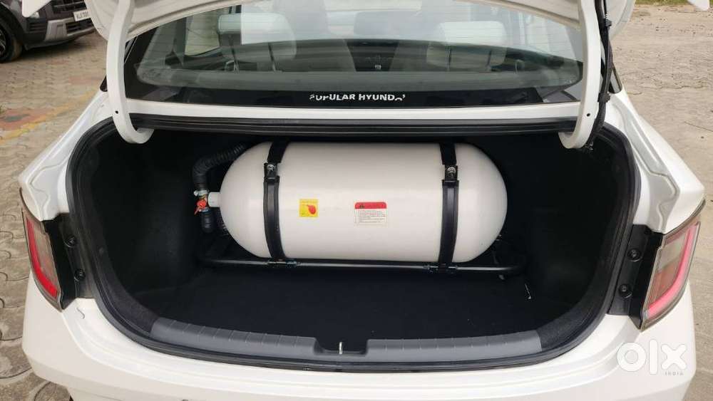 Hyundai Aura 1.2 Sx Cng, 2025, Cng & Hybrids