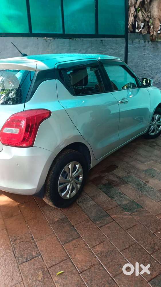 Maruti Suzuki Swift Vxi Abs Bsiv, 2021, Petrol