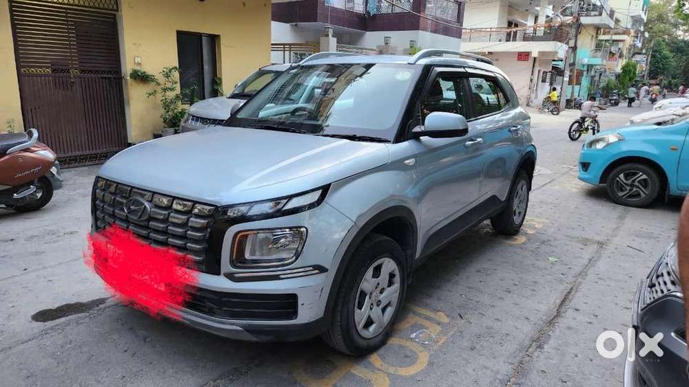 Hyundai Venue 2022 Petrol Good Condition
