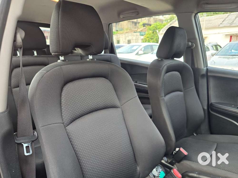 Honda Br-v I-vtec V Cvt, 2017, Petrol