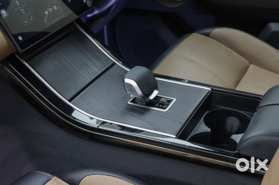 Land Rover Range Velar Hse Dynamic 2.0 Petrol, 2024, Petrol