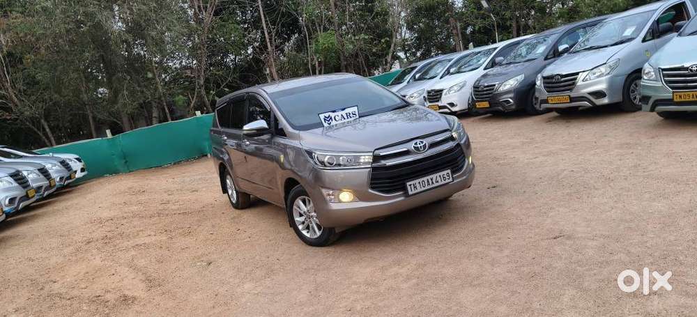 Toyota Innova Crysta 2.8z Automatic, 2016, Diesel