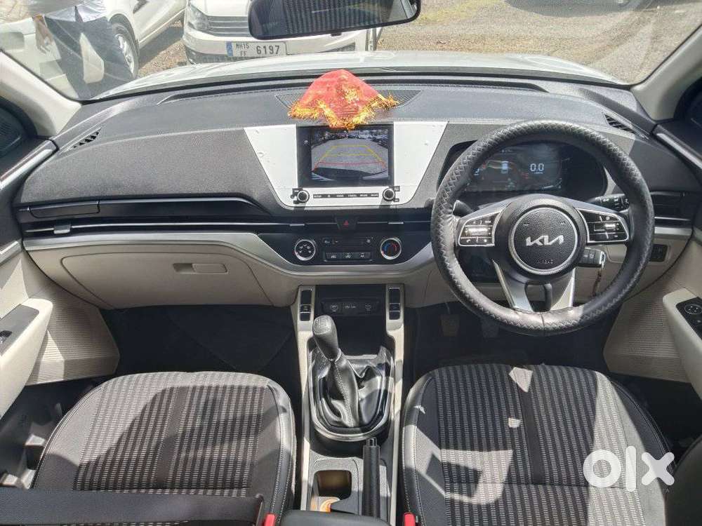 Kia Carens 1.5 Prestige 7 Str, 2023, Petrol