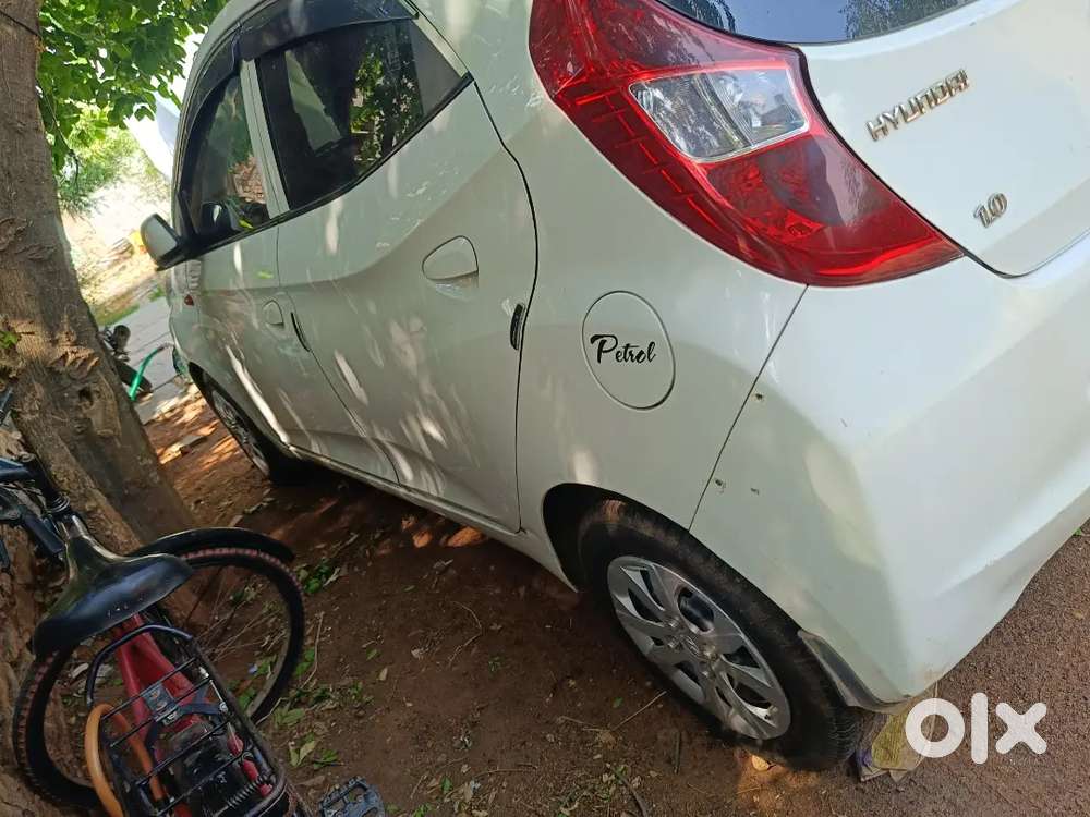 Hyundai Eon 2016 Petrol 102050 Km Driven Leday Doctor Used Car