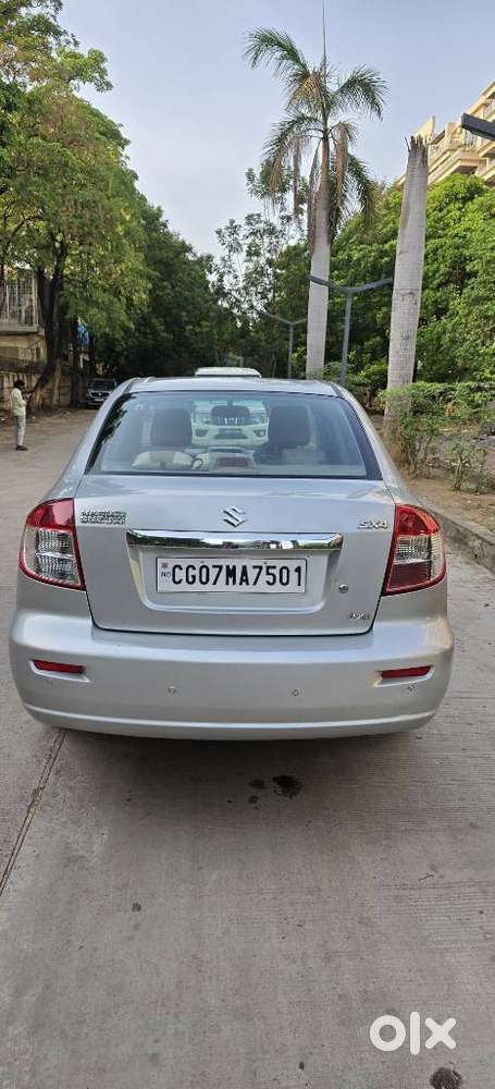 Maruti Suzuki Sx4 Zxi, 2011, Petrol