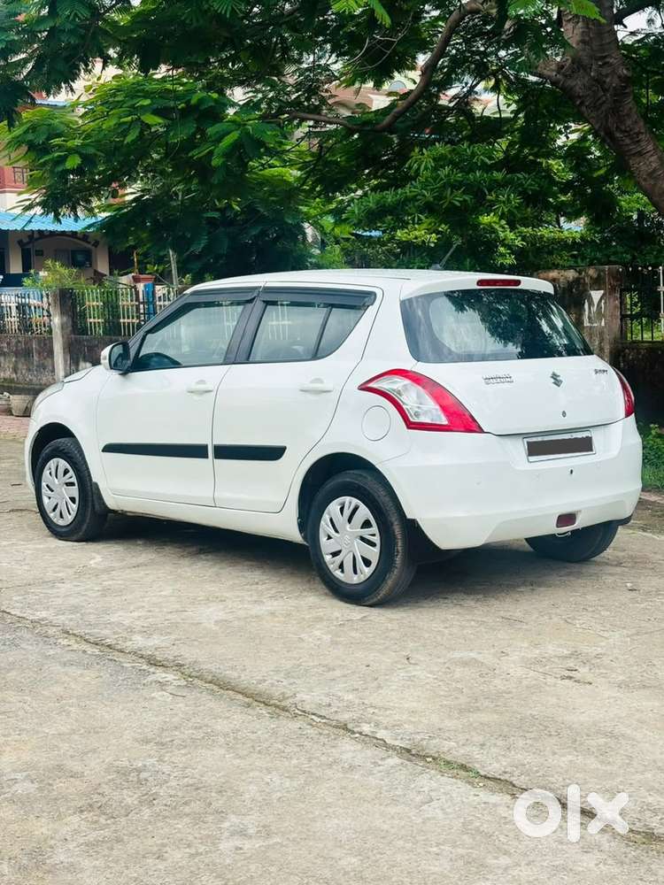 Maruti Suzuki Swift Petrol 2016