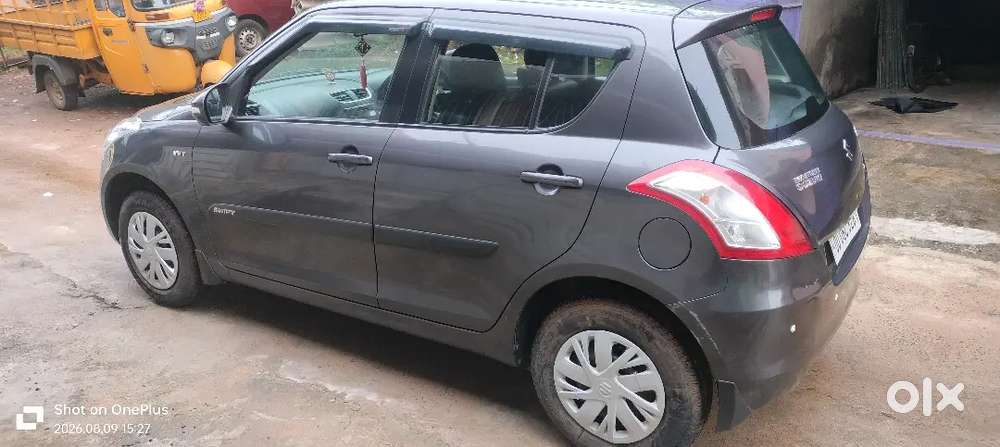 Swift 2016 Petrol Car