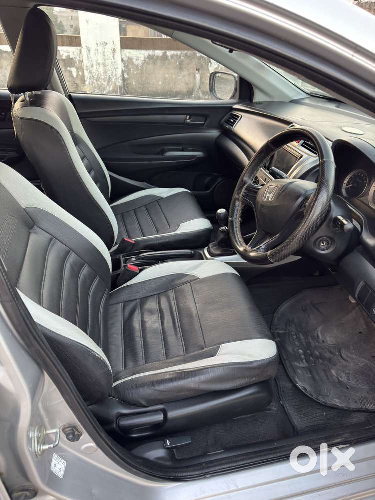 Honda City 1.5 V 4th Gen I-vtec Mt, 2013, Petrol