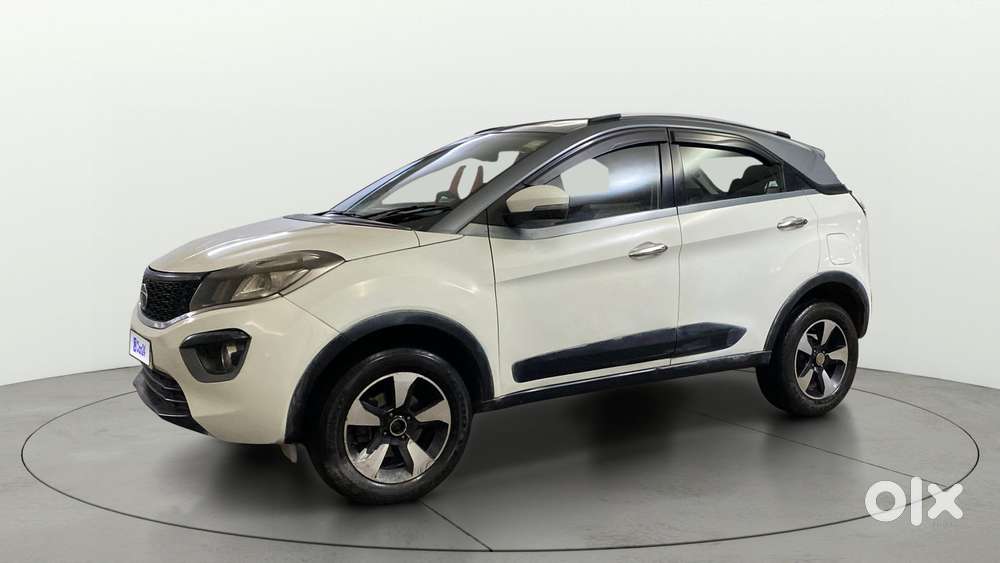 Tata Nexon 1.2 Revotron Xza Plus, 2018, Petrol