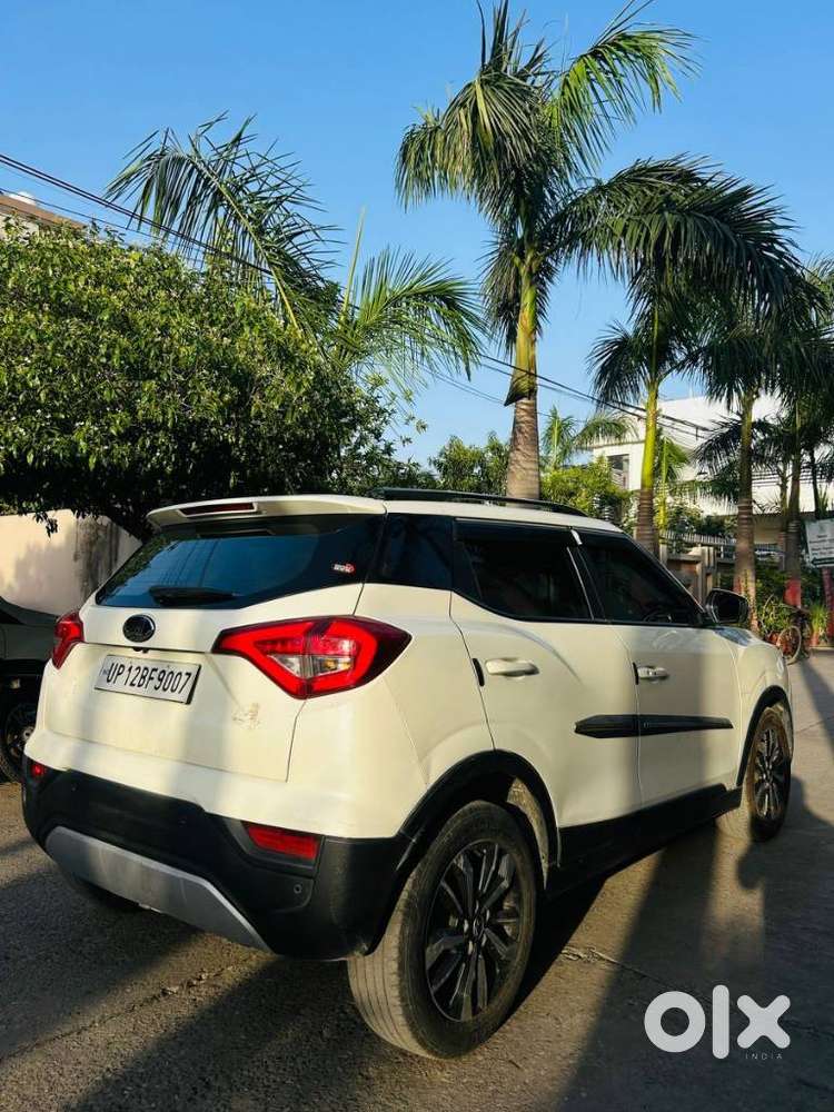Mahindra Xuv300 W8 1.2 Petrol Dual Tone, 2021, Diesel