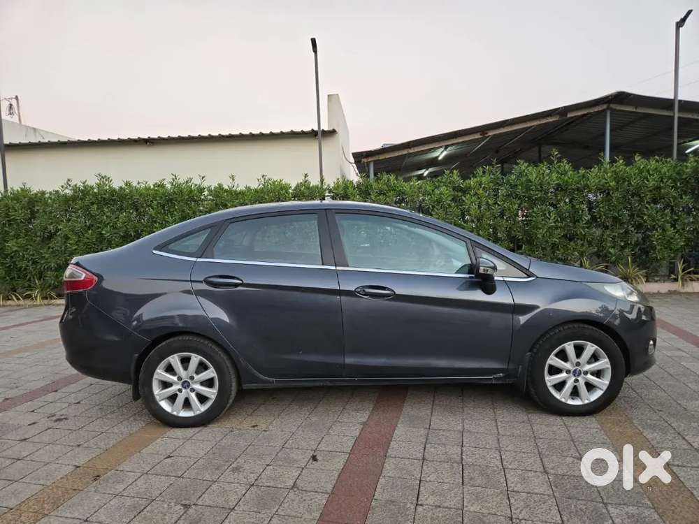 Ford Fiesta 1.5 Petrol At 2011