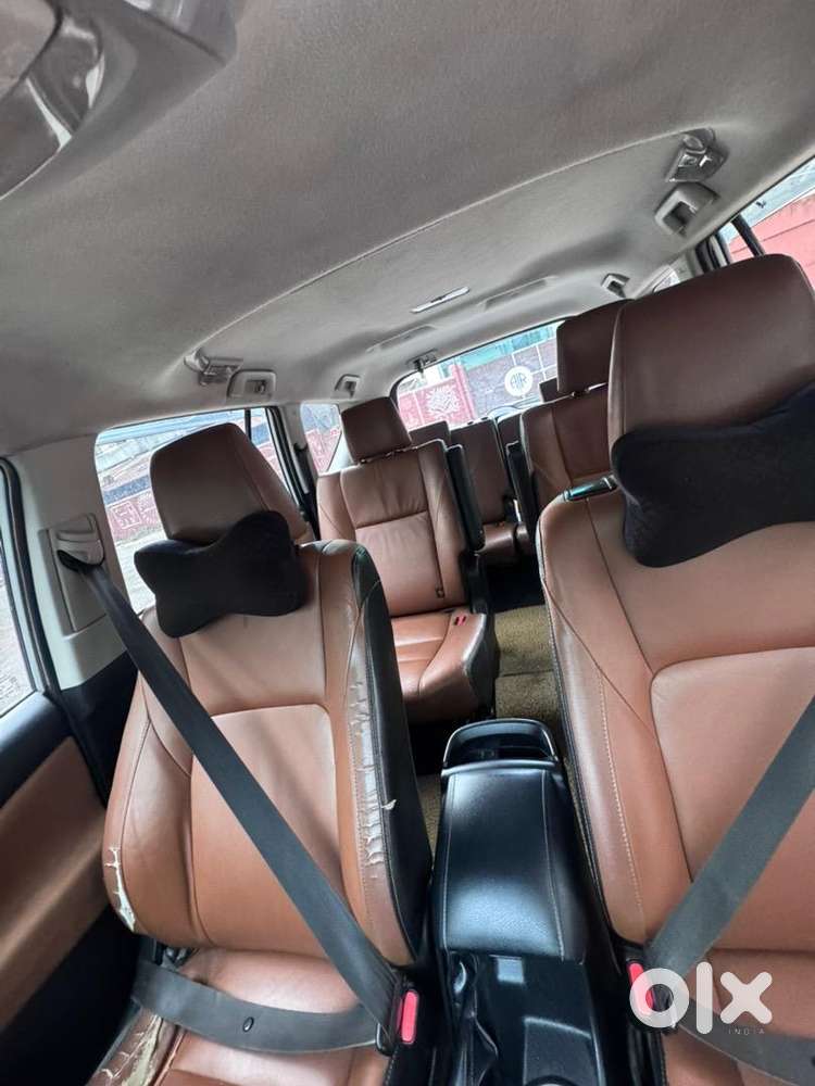 Toyota Innova Crysta 2016 Diesel Well Maintained