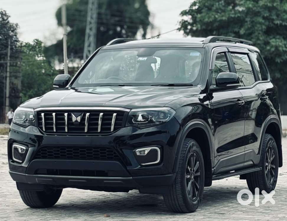 Mahindra Scorpio N Z8 Petrol Mt 7 Str, 2025, Petrol