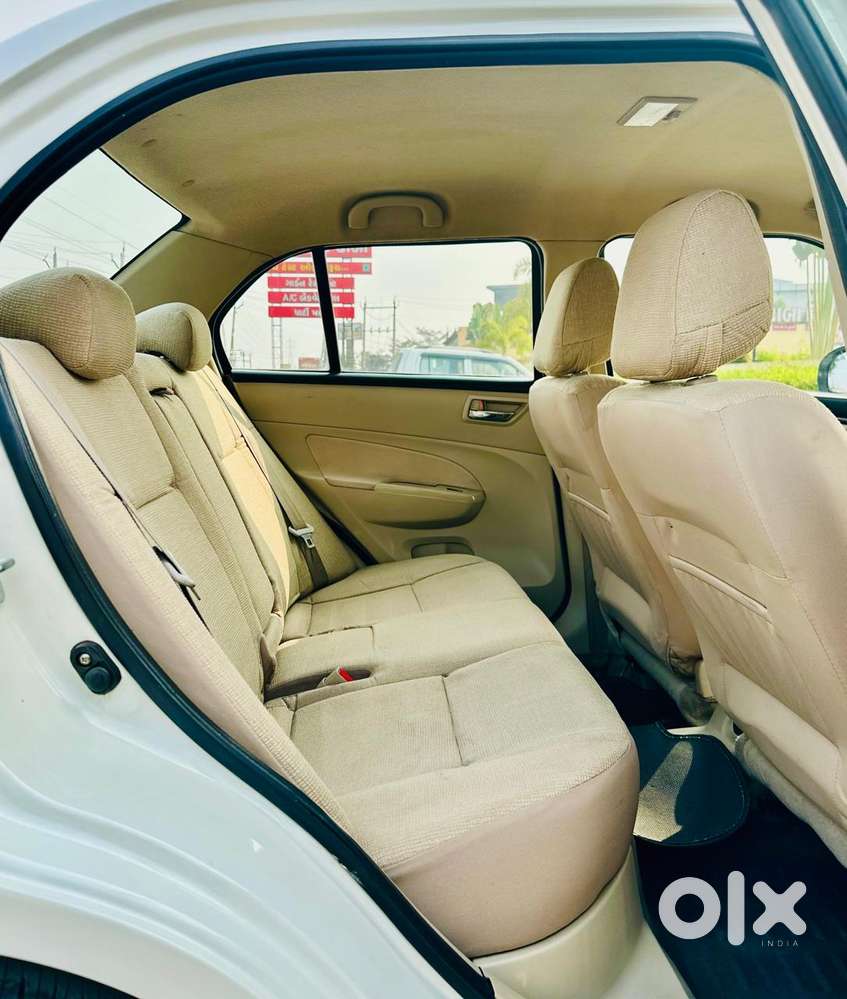 Maruti Suzuki Dzire 1.2 Vxi Cng, 2015, Cng & Hybrids