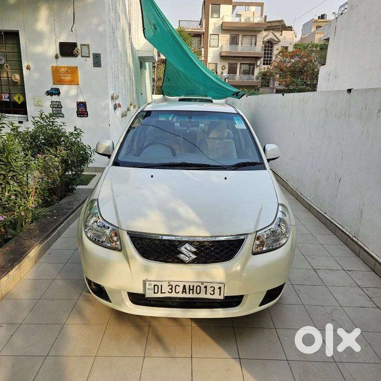 Maruti Suzuki Sx4 Vxi Bsiv, 2013, Petrol