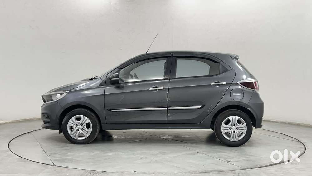 Tata Tiago 1.2 Revotron Xta, 2023, Petrol