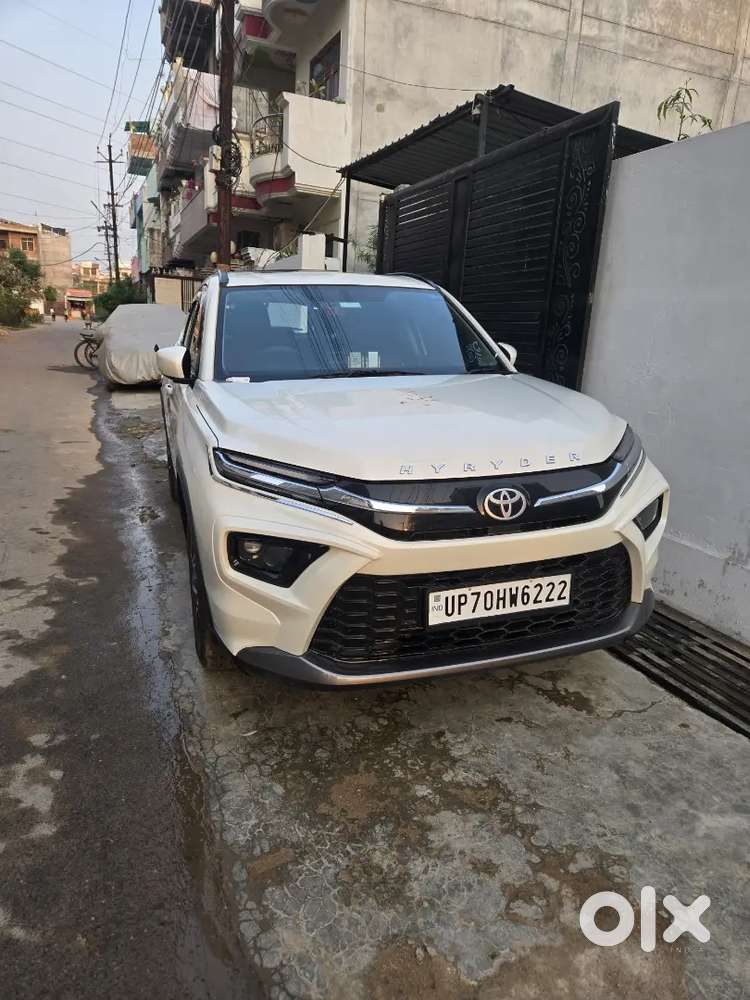 New Car Only 3 Month Old Only 2300 Km Run