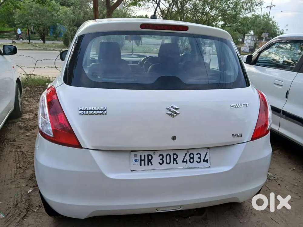 Maruti Suzuki Swift Vxi 2017