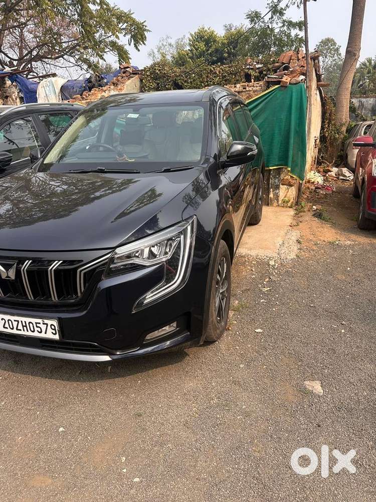 Mahindra Xuv700 2023 Diesel Well Maintained