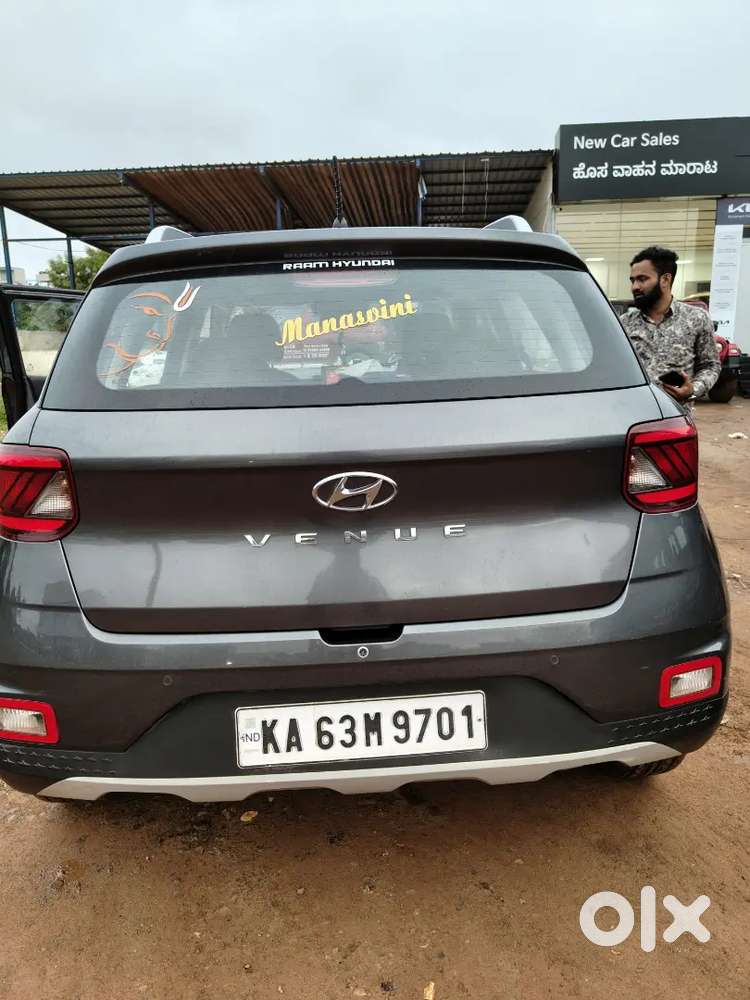 Hyundai Venue Petrol 2021