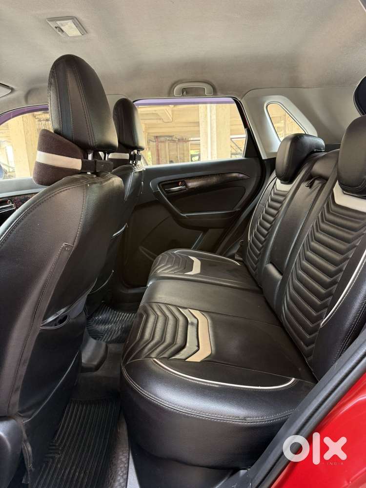 Maruti Suzuki Brezza Zdi+ Dual Tone, 2019, Diesel