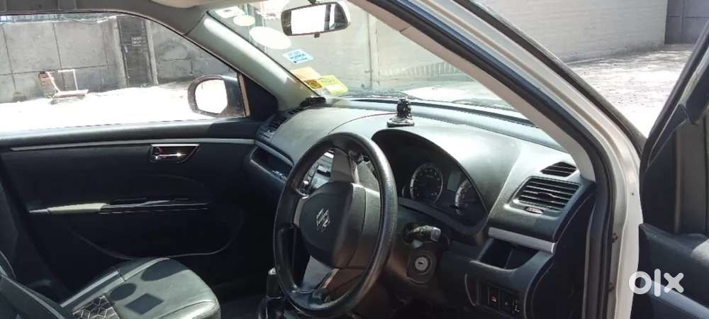 Maruti Suzuki Swift Vxi, 2015, Petrol