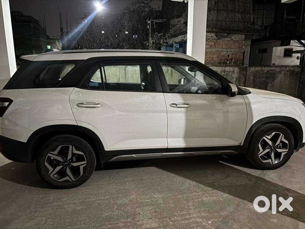 Hyundai Alcazar 2022 Petrol 60000 Km Driven