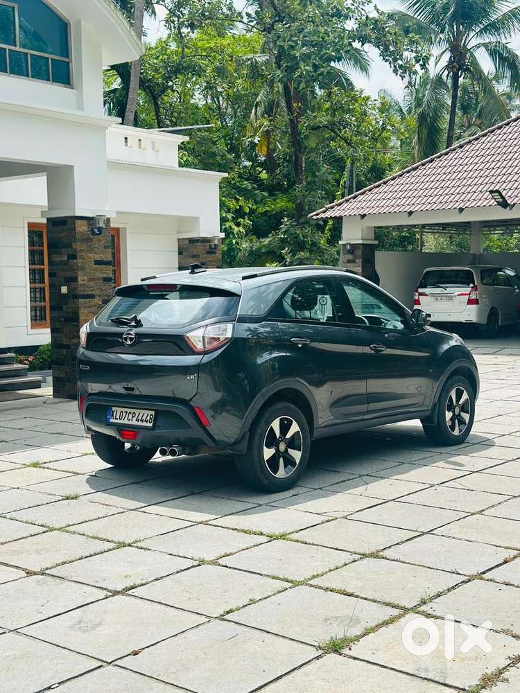 Tata Nexon 1.2 Revotron Xza Plus, 2018, Petrol