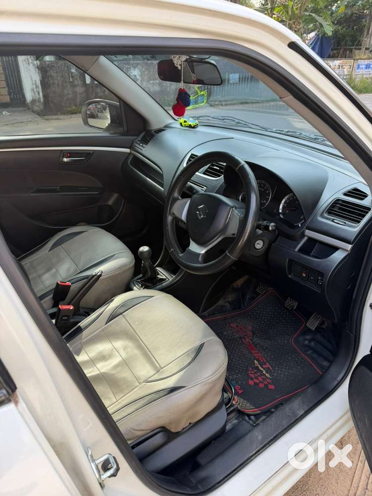 Maruti Suzuki Swift Petrol 2012