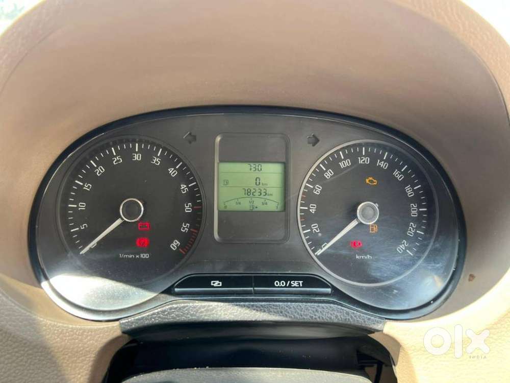 Skoda Rapid Elegance 1.6 Tdi Cr Manual, 2012, Diesel