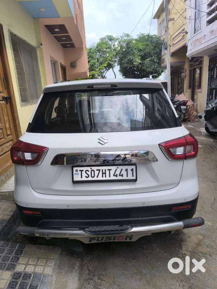 Maruti Suzuki Brezza 2021 Vxi Petrol Genuen Mileg Alloywhee Child Acl