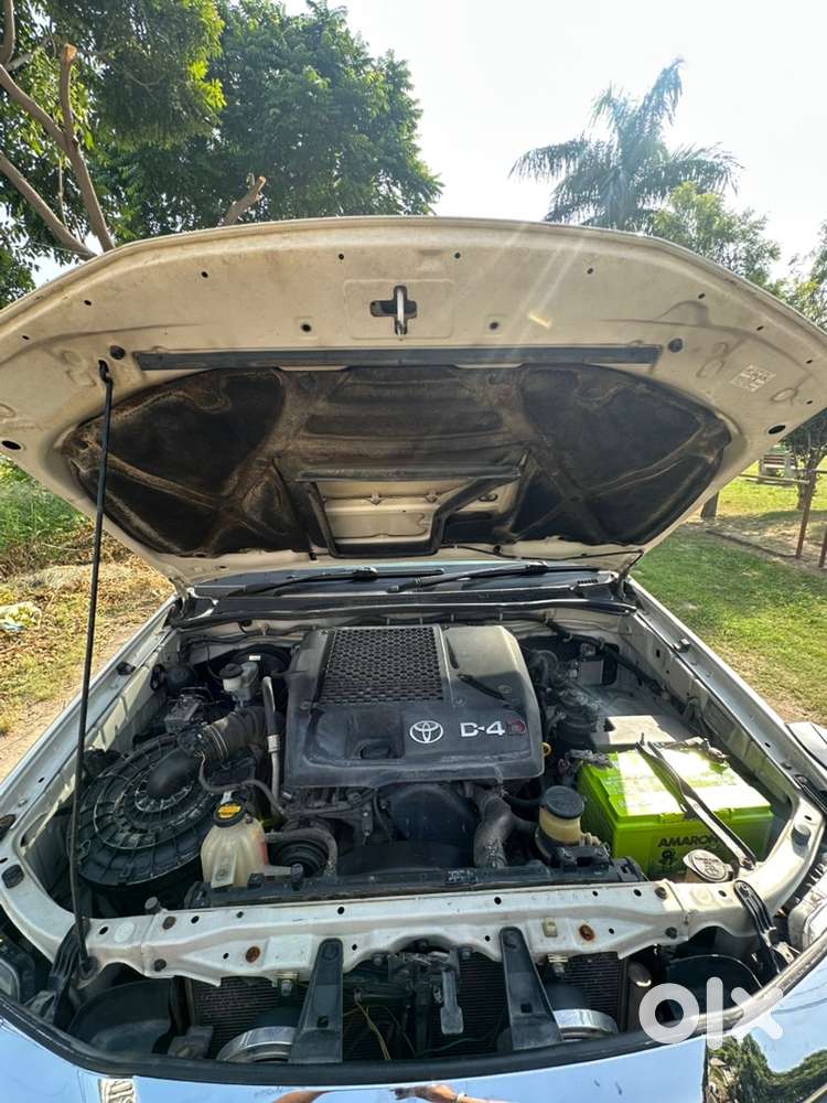 Toyota Fortuner Diesel 2012