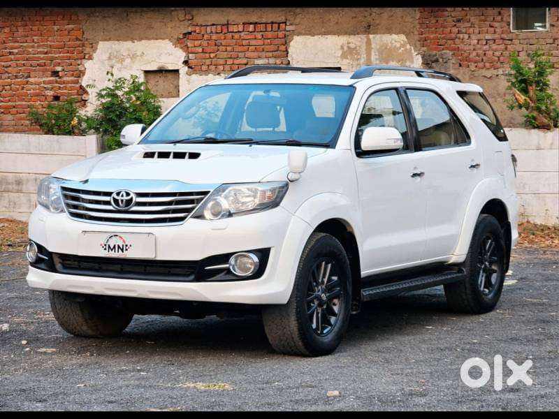 Toyota Fortuner 3.0 4x2 Mt, 2015, Diesel